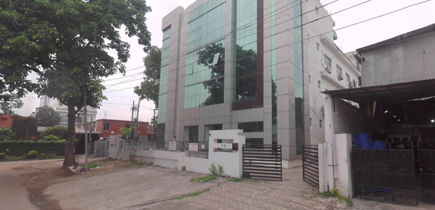 1 Kanal Building For Sale